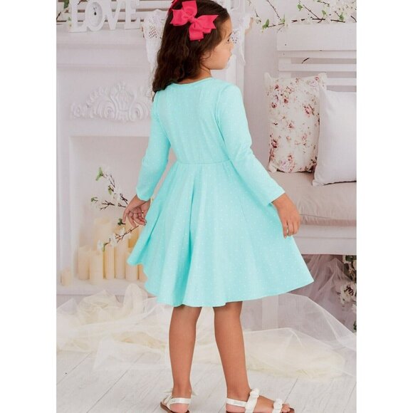 McCall's M8267 Girls 2 to 6 Knit Dresses in 3 styles Uncut Sewing Pattern New - Picture 4 of 8